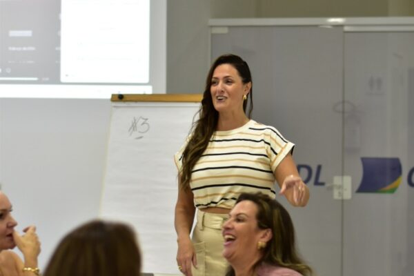 Quebrando o Gelo com a Câmera: curso presencial ajuda empreendedores e profissionais a destravarem na frente das lentes