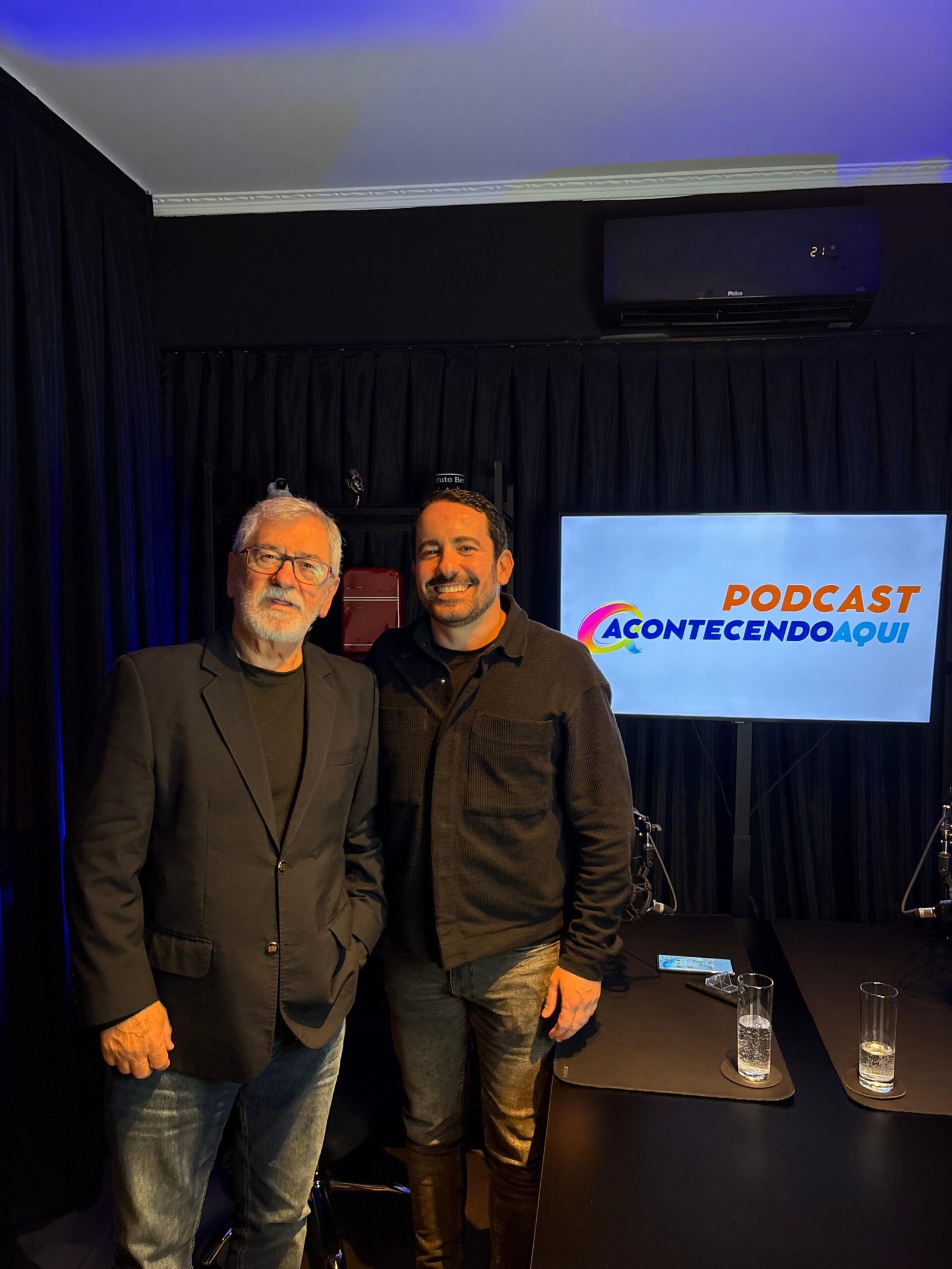 Reunidos apos a gravacao Jailson de Sa a esquerda e Davi Paes e Lima Foto Ricardo Verka scaled